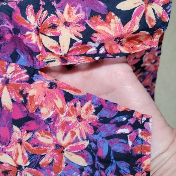 12544 Catherine's navy purple fuchsia floral button shirt 0X 14-16 - Picture 9 of 12